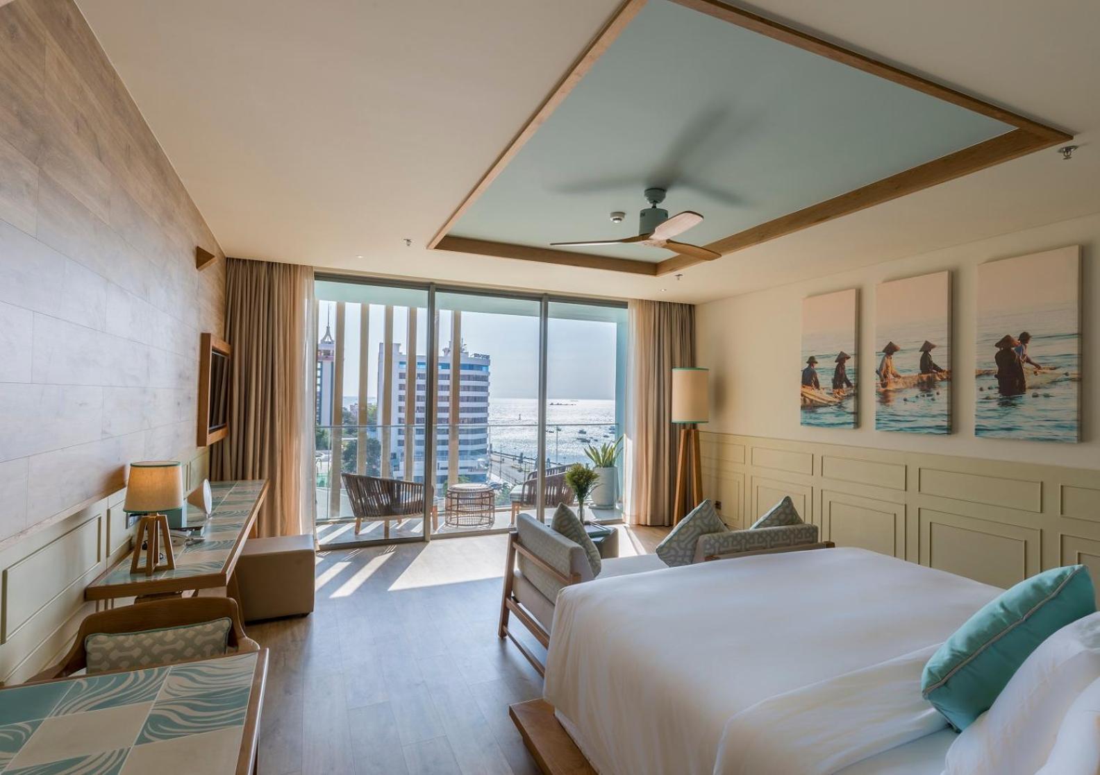 Fusion King Suite Partial Sea View,1583725166:JPEG