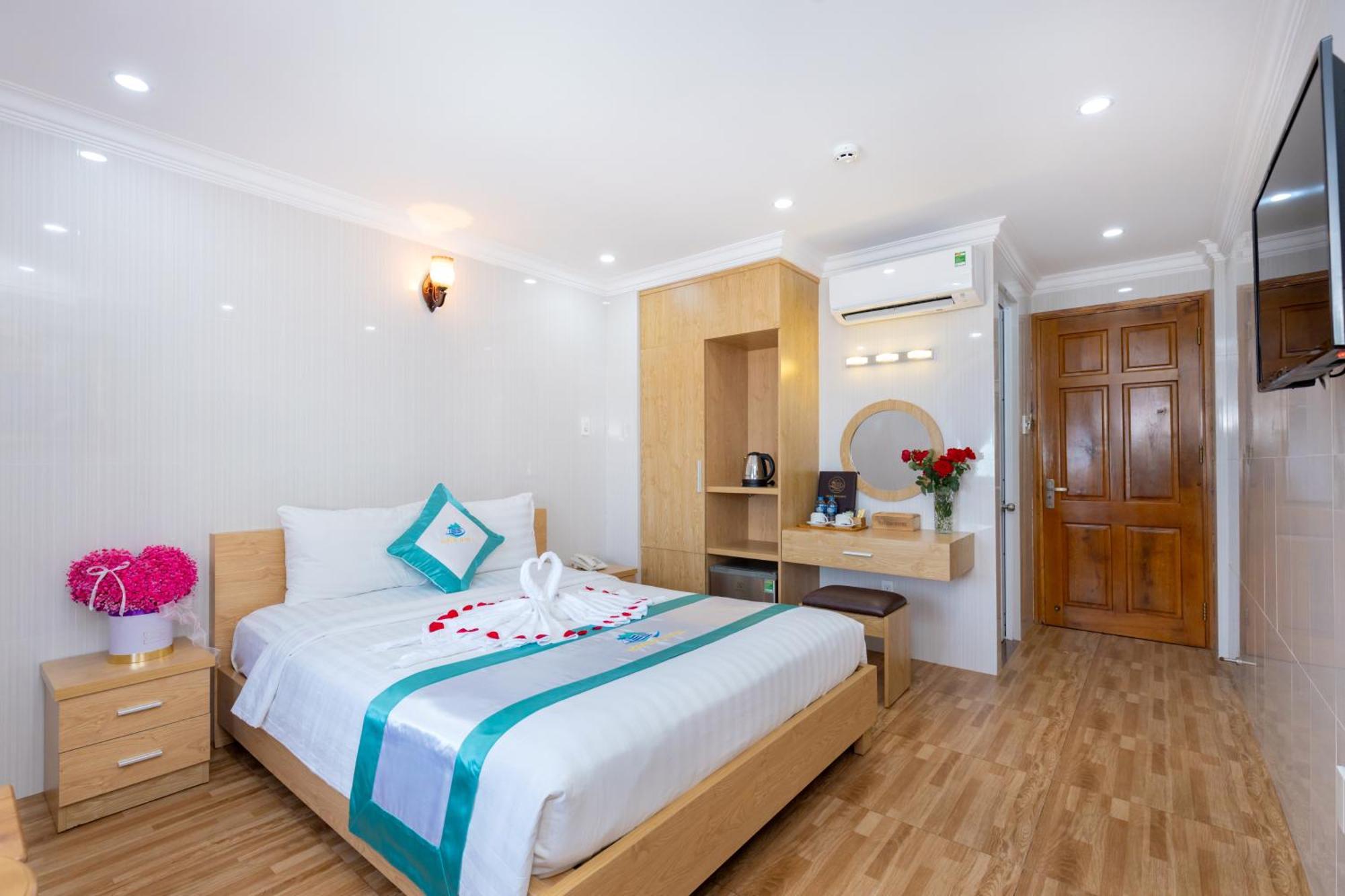 Large Double Room,1601721959:JPEG