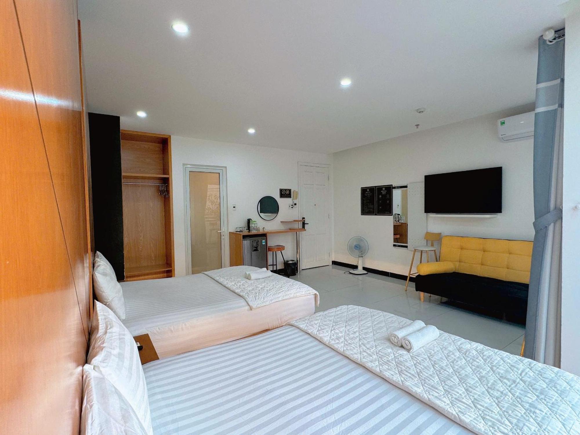 Suite Gia Đình Có Ban Công
