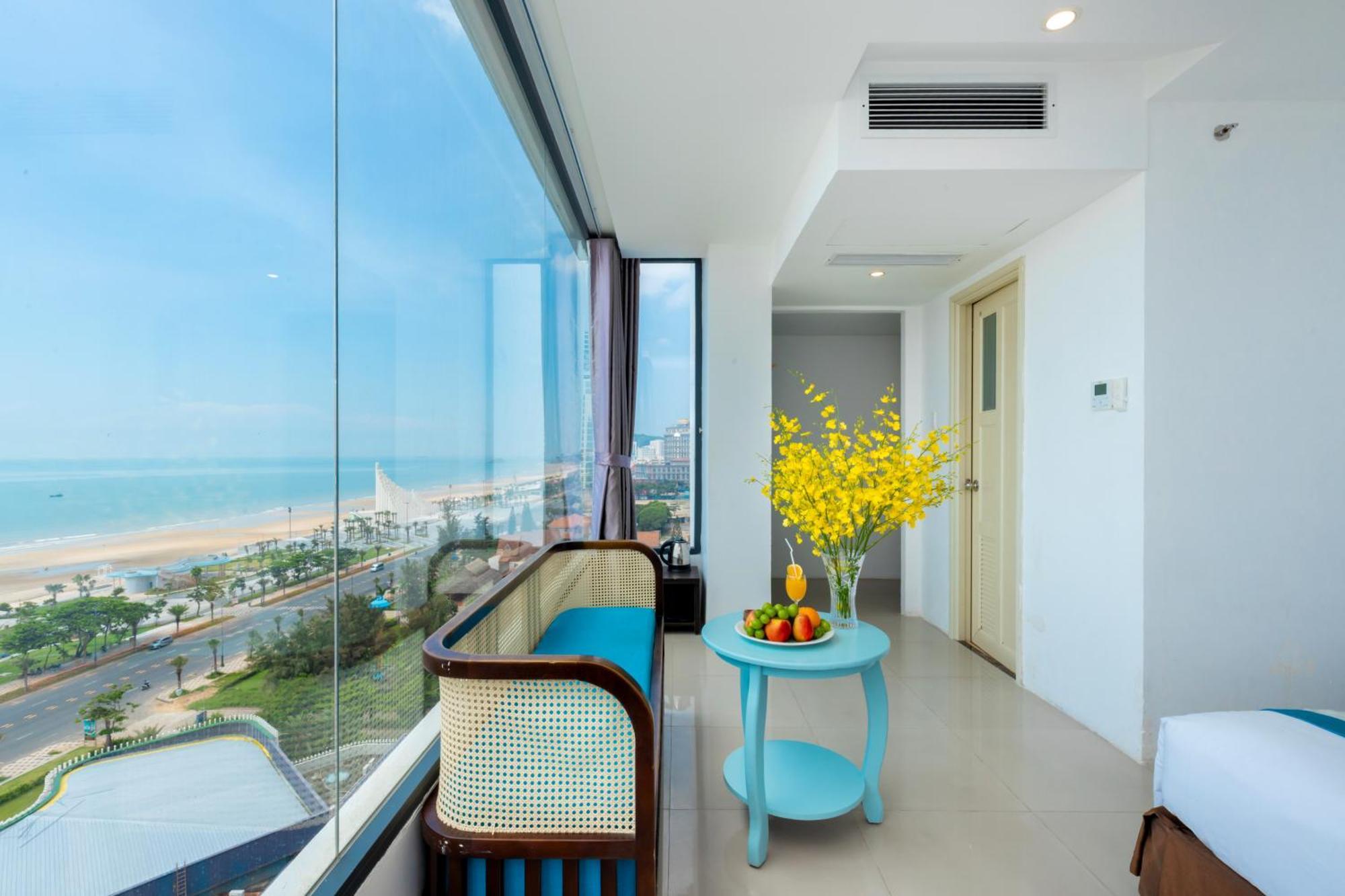 Suite Ocean Front View