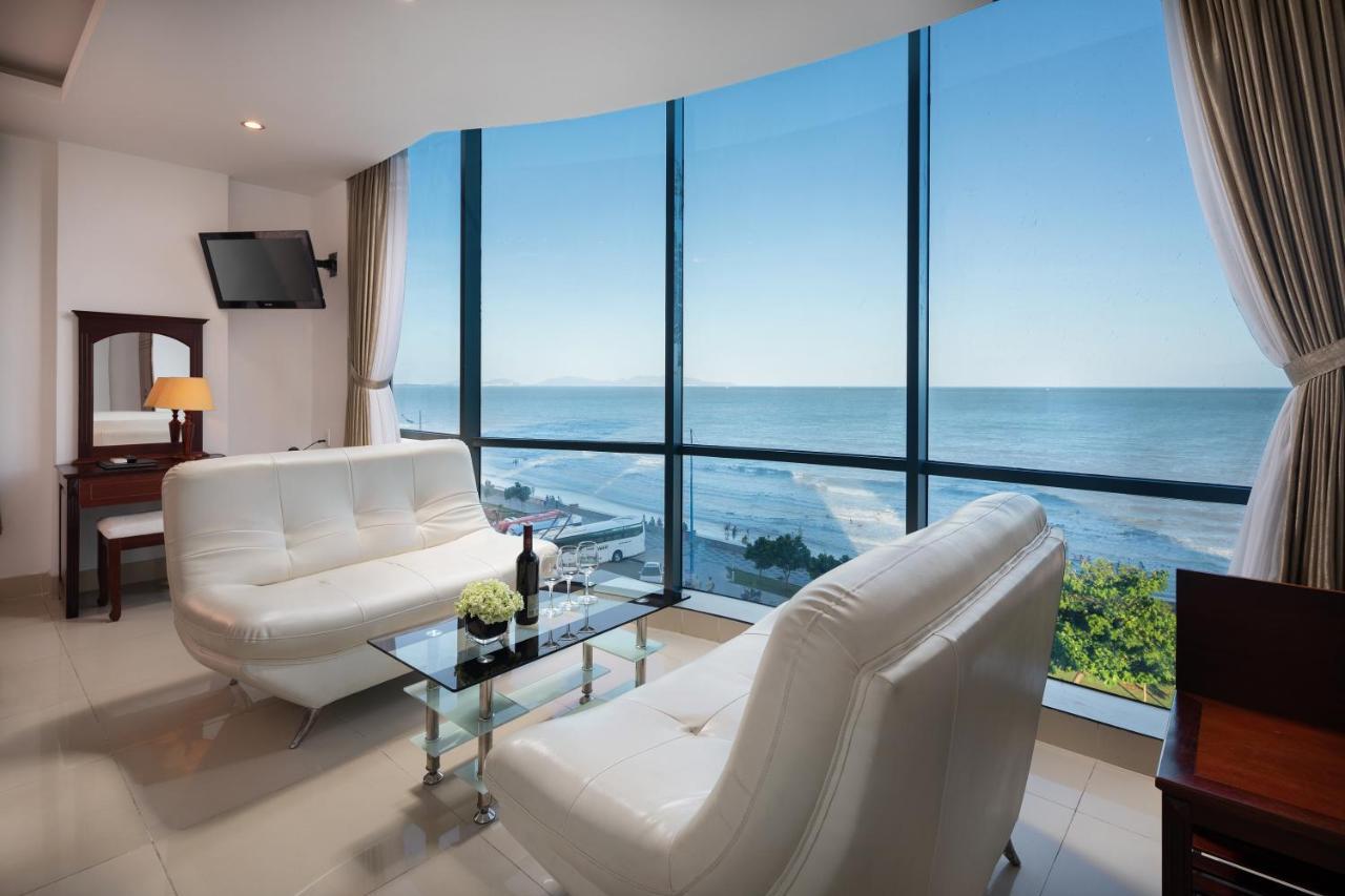 Suite Triple with sea view