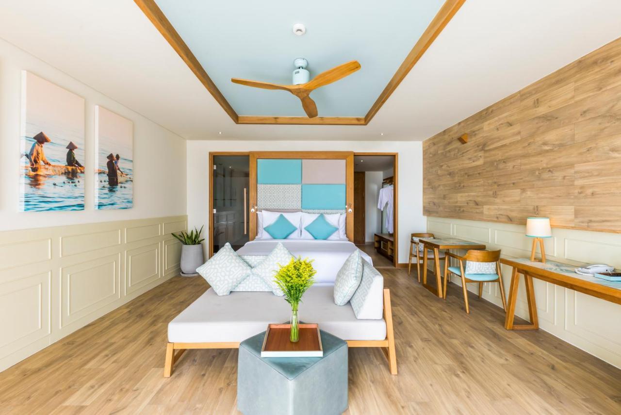 Fusion King Suite with City View - Daily Spa Inclusive