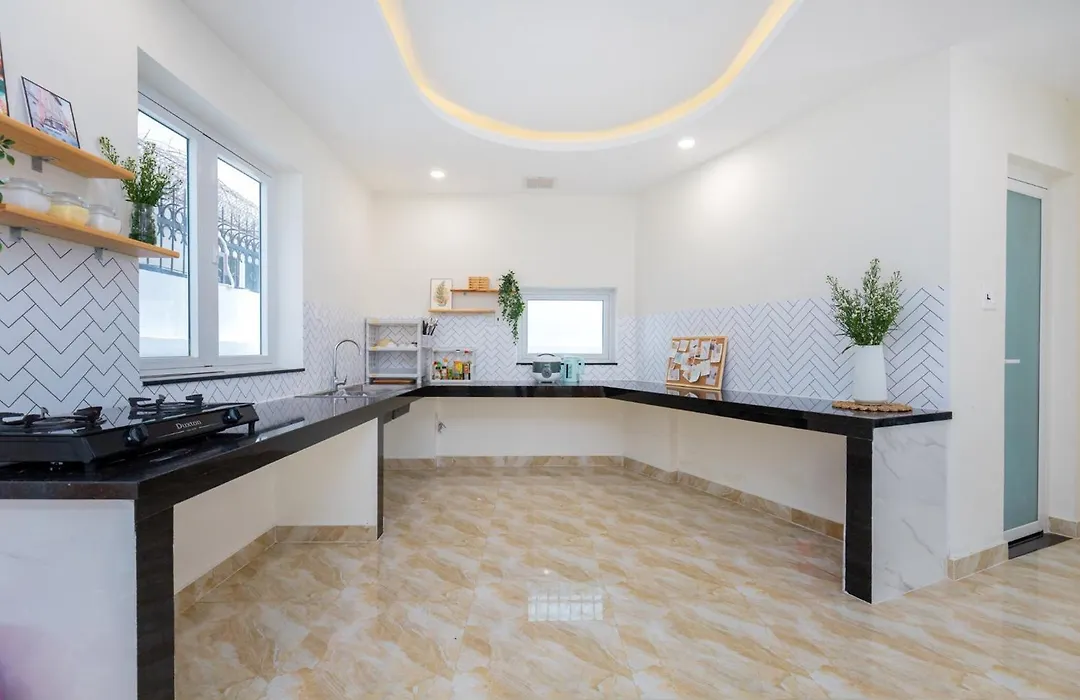 Villa C8 Hồ Bơi Mới Khai Trương Check In Cổng Hoa Giấy-1