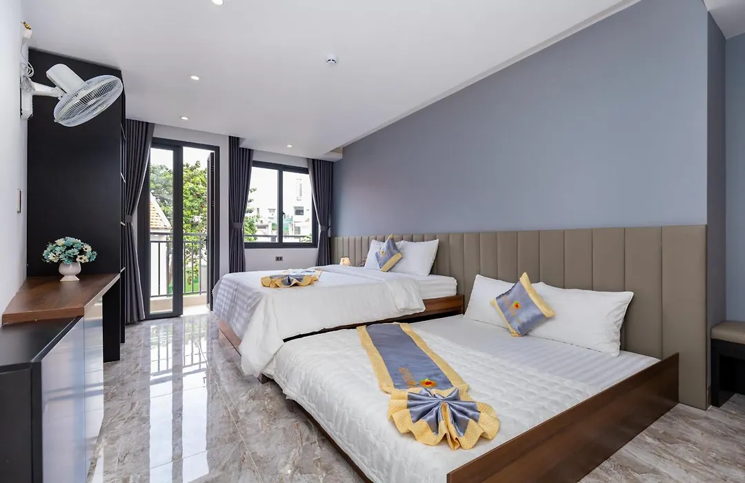 Sunflower Villa - Free Bida - Phòng Karaoke - Có Thang Máy - 10 Phòng Ngủ - Gần Biển-1