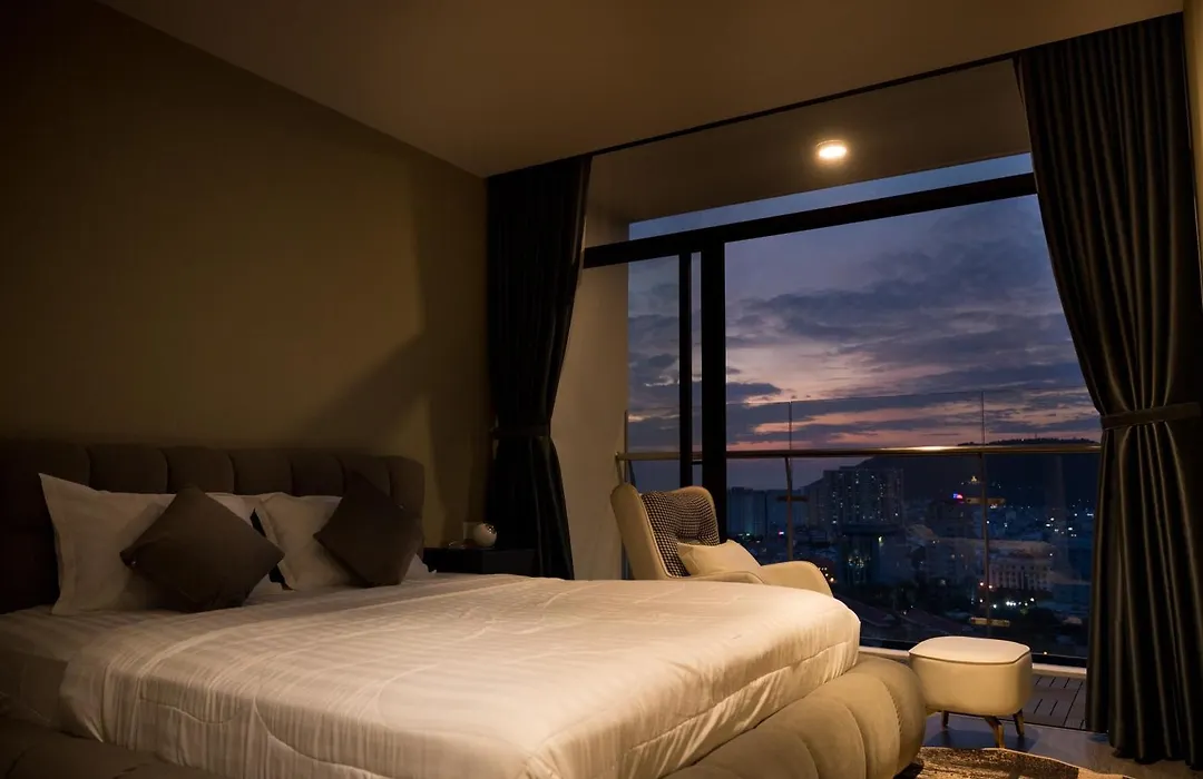 Bearbrick Homestay Near Beach, Csj Tower Apartment Vung Tau-1