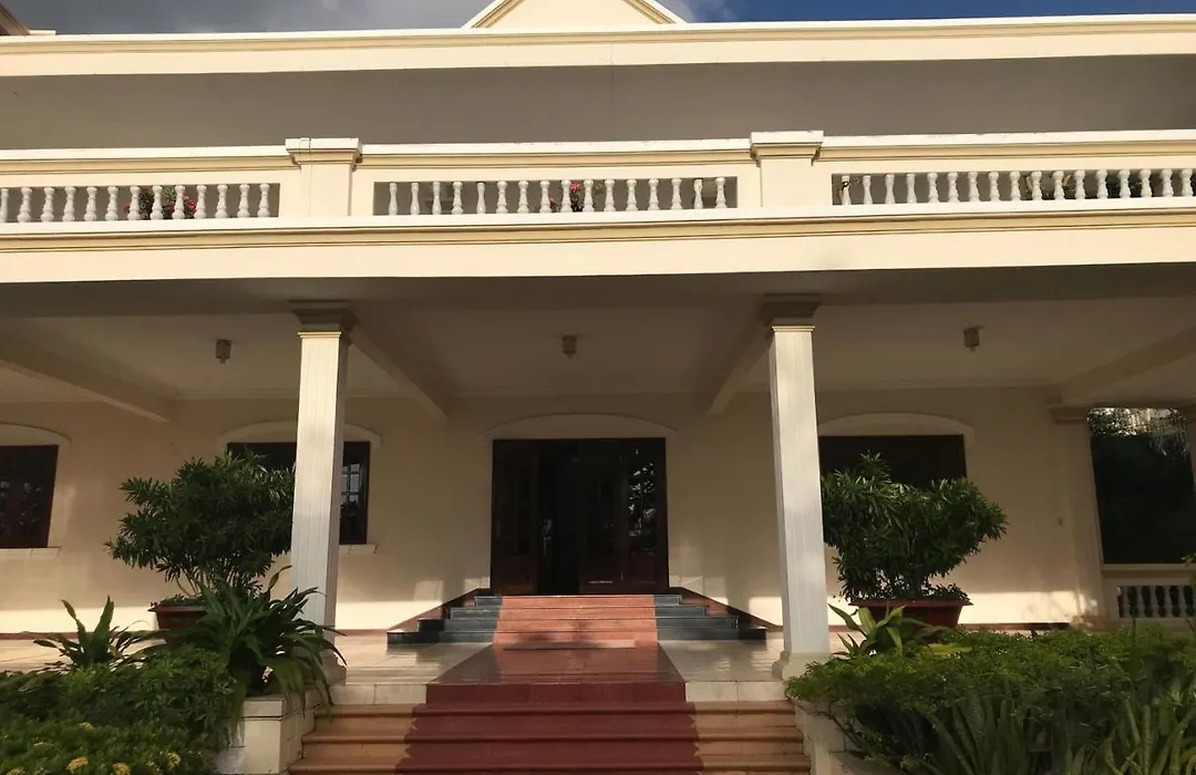 Khach San Huong Phong-1