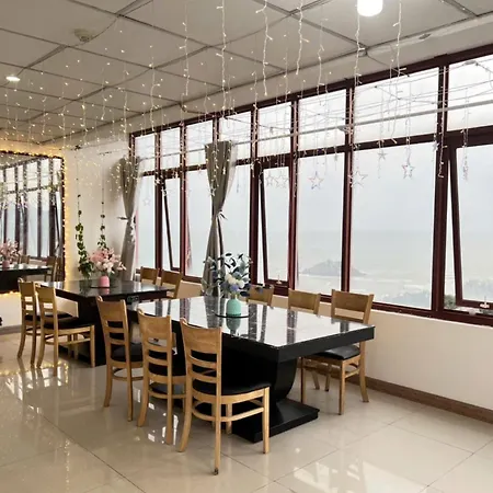 Anna Luxury Apartment-3