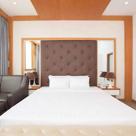 Sammy Hotel-2