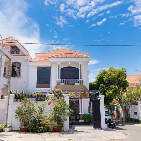 Biệt thự 25 Lạc Long Quân-2