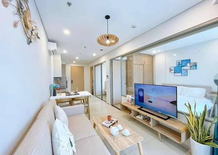 Phạm Hiếu's Homestay - The Song Apartment