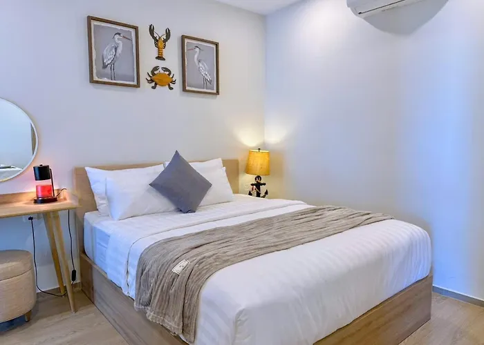 A Cozy Condotel In Bai Sau