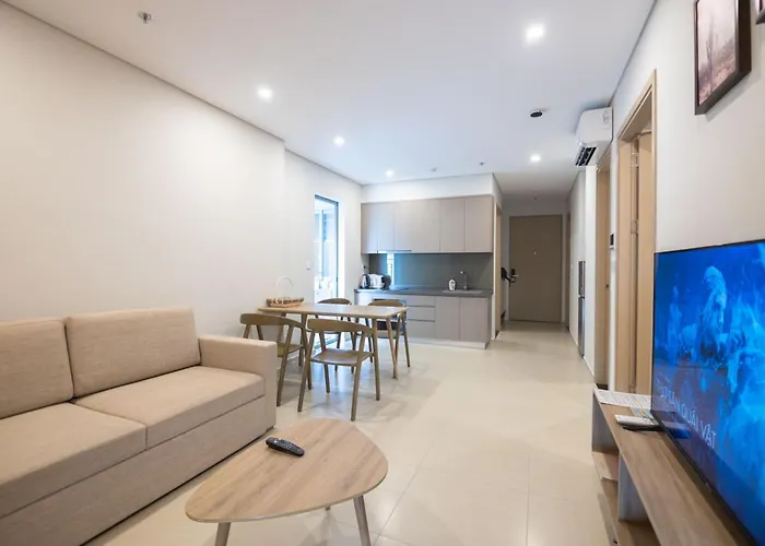 The Song Luxury Apartment - Free Swimming Pool, Gym, Sauna!!