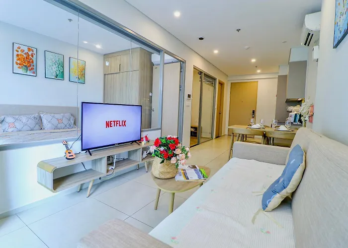 May'S Home - The Song Vung Tau, Rooftop Pool And Beach-In-Steps
