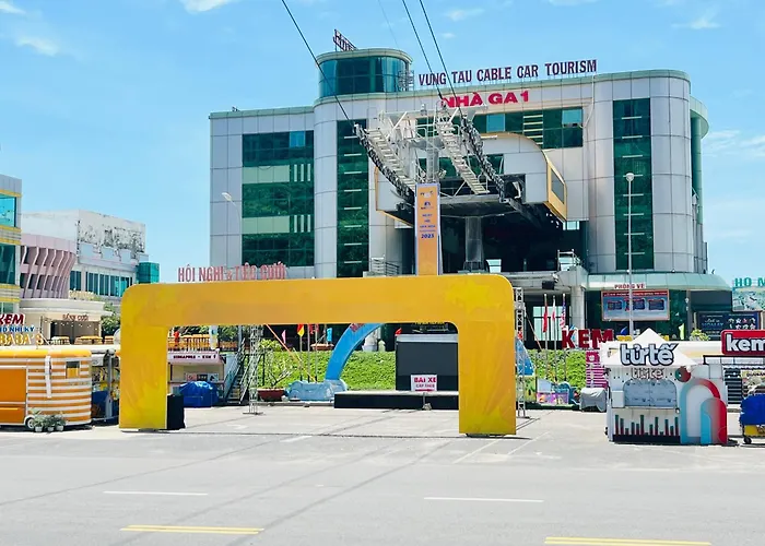 Khách sạn Hồ Mây