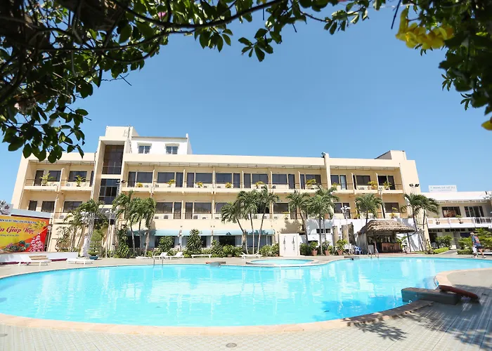 Royal Hotel