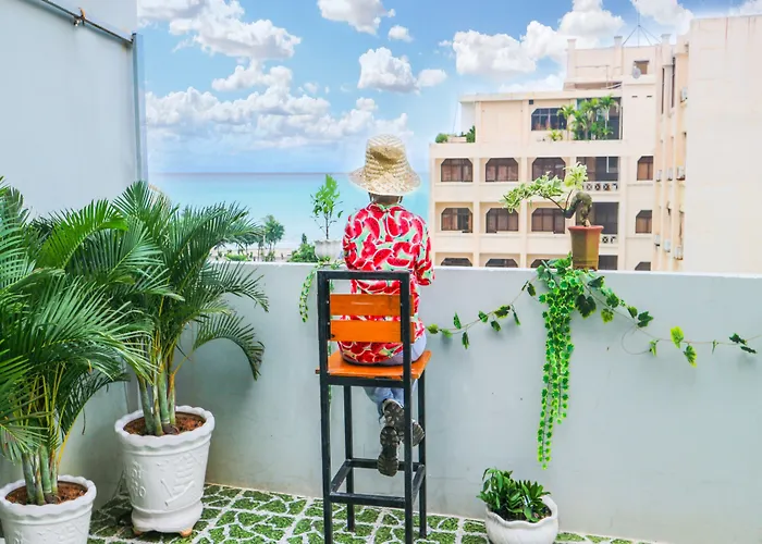 Thai Quang Hotel