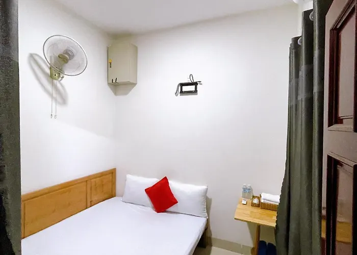 Marine Hotel & Apartment