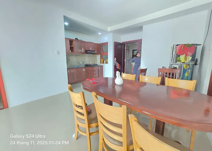 SUMMER HOTEL 45 18 THÙY VÂN Cách biển hơn 40m