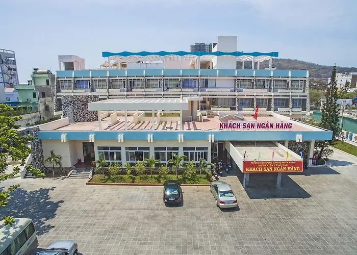 Ngan Hang Hotel
